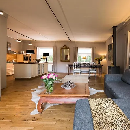 Сasa de vacaciones De Hees