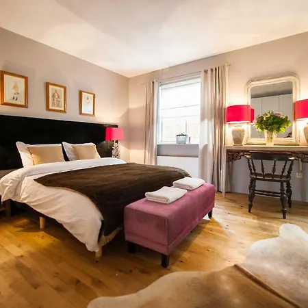 Сasa de vacaciones De Hees